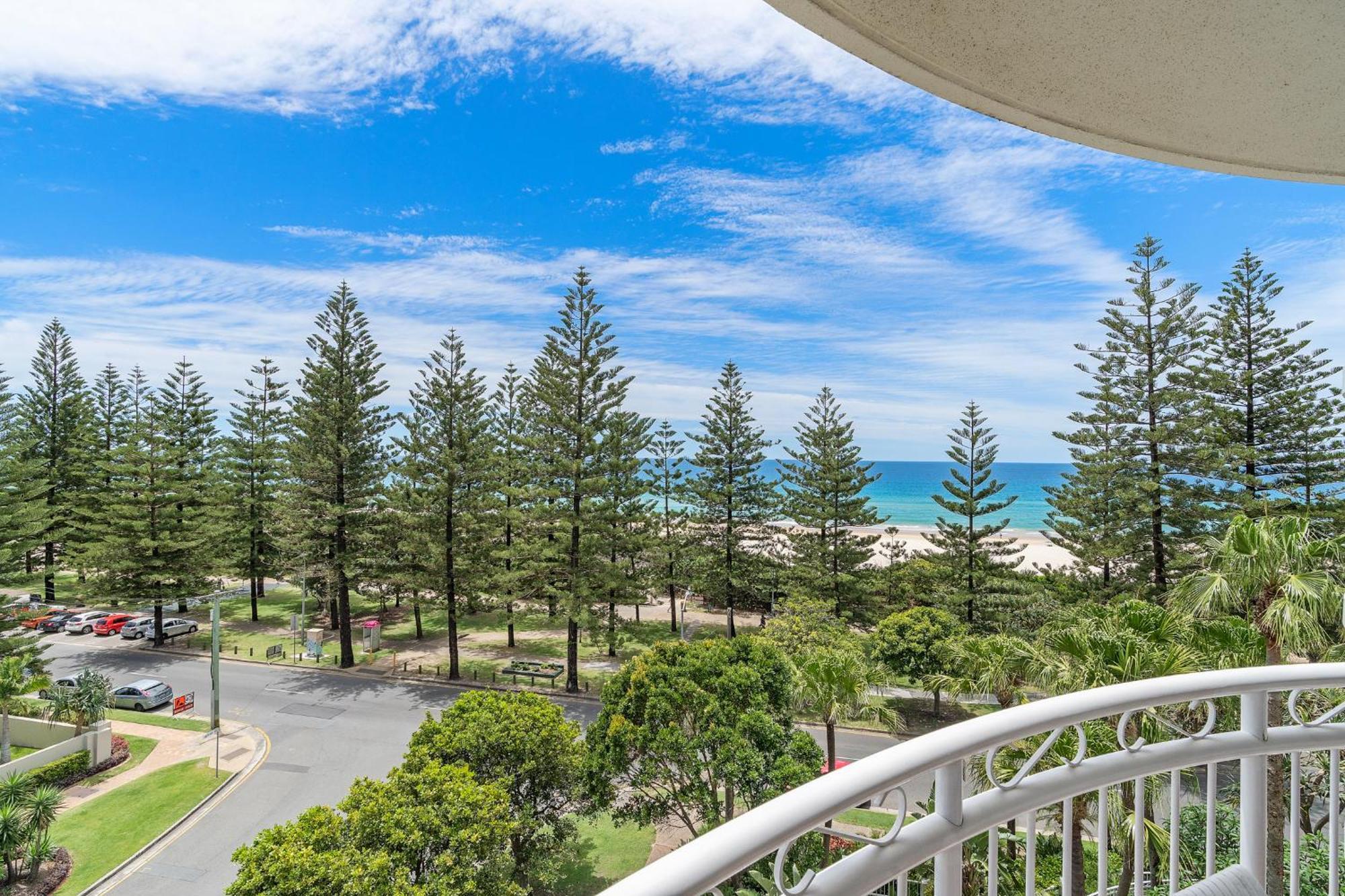 Ultiqa Burleigh Mediterranean Resort Gold Coast Eksteriør billede