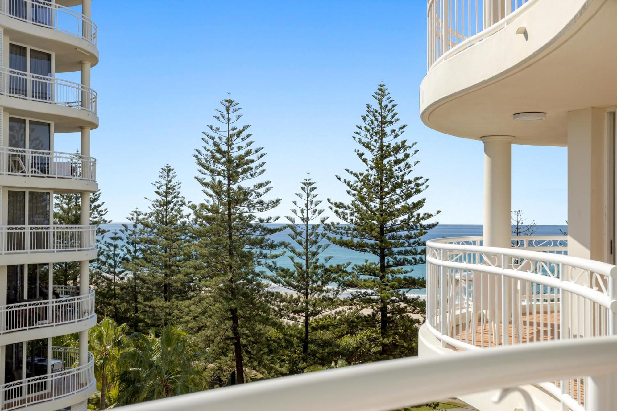 Ultiqa Burleigh Mediterranean Resort Gold Coast Eksteriør billede